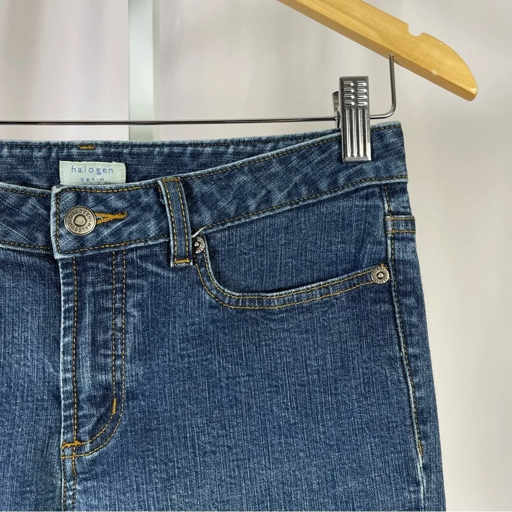 Halogen Women's Size 4 Flare Leg Blue Jeans Retro Medium Wash